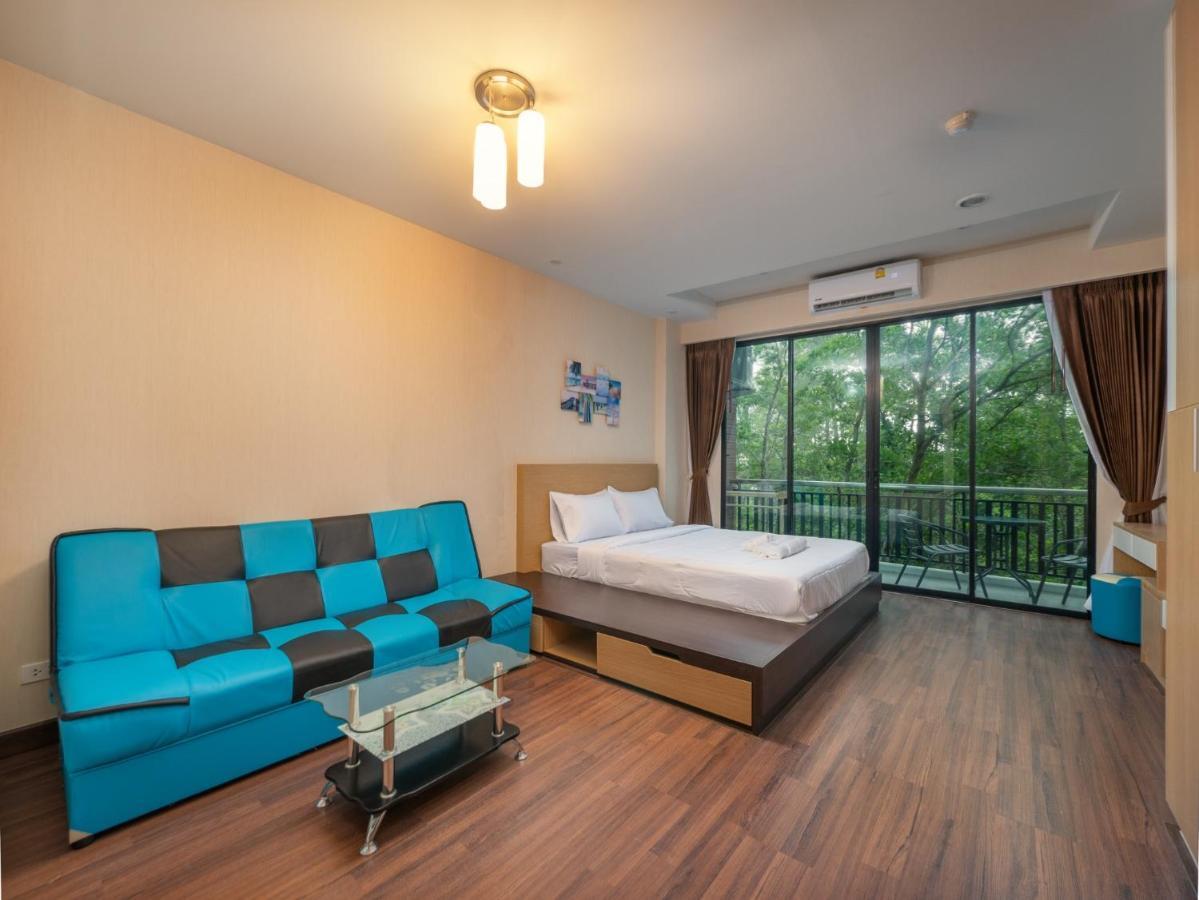Naithon Beachfront Condotel Kültér fotó