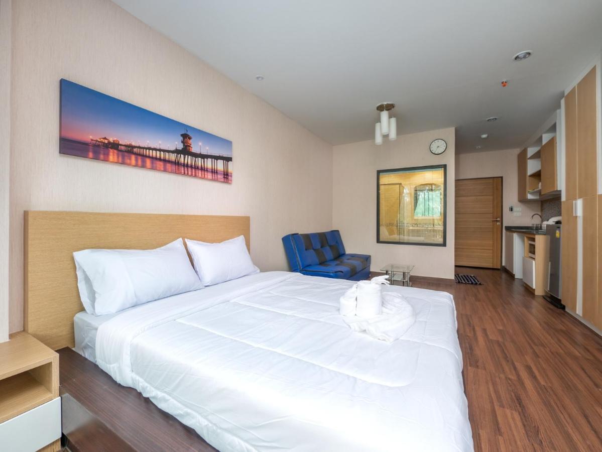 Naithon Beachfront Condotel Kültér fotó