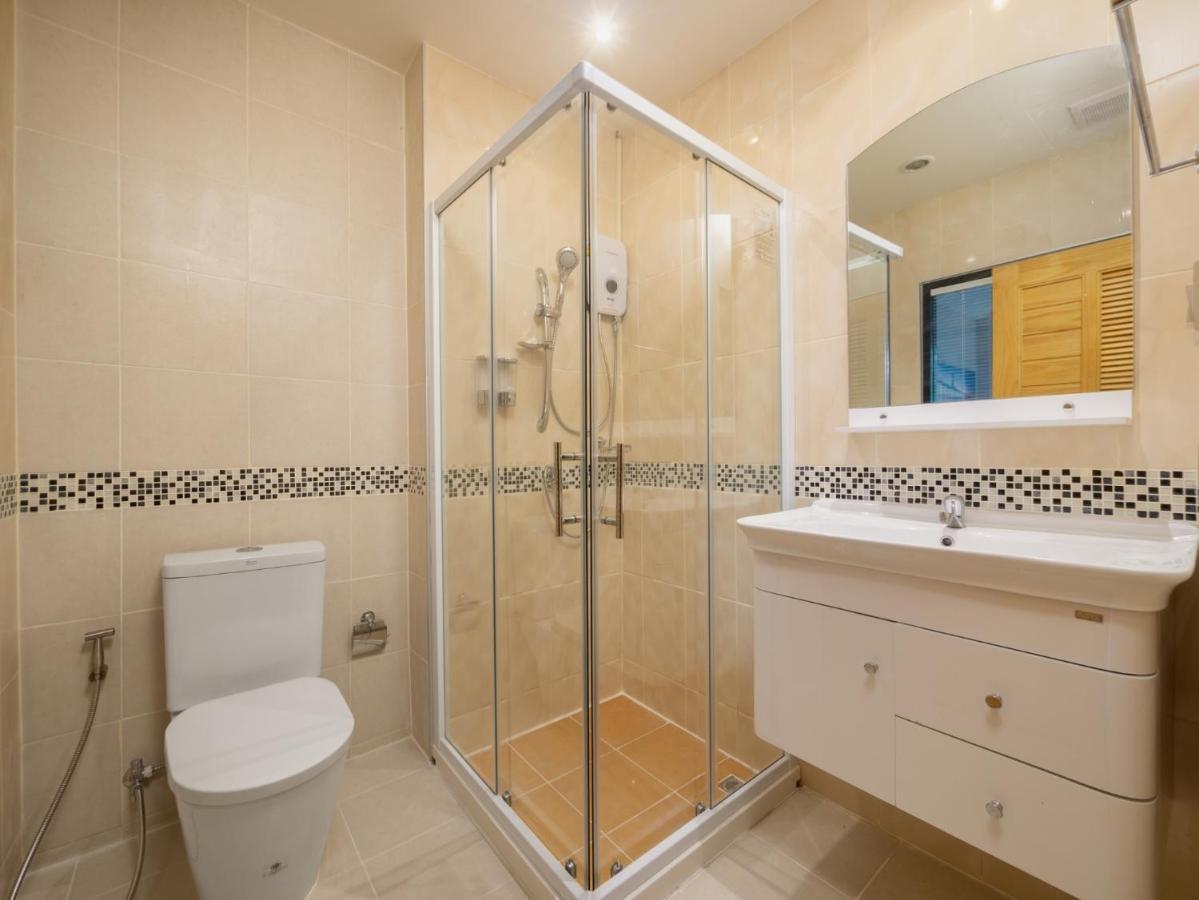 Naithon Beachfront Condotel Kültér fotó